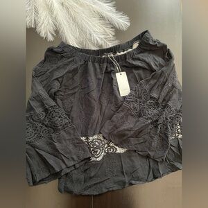NWT Lumie Black Lace crocheted off shoulder Women's Top